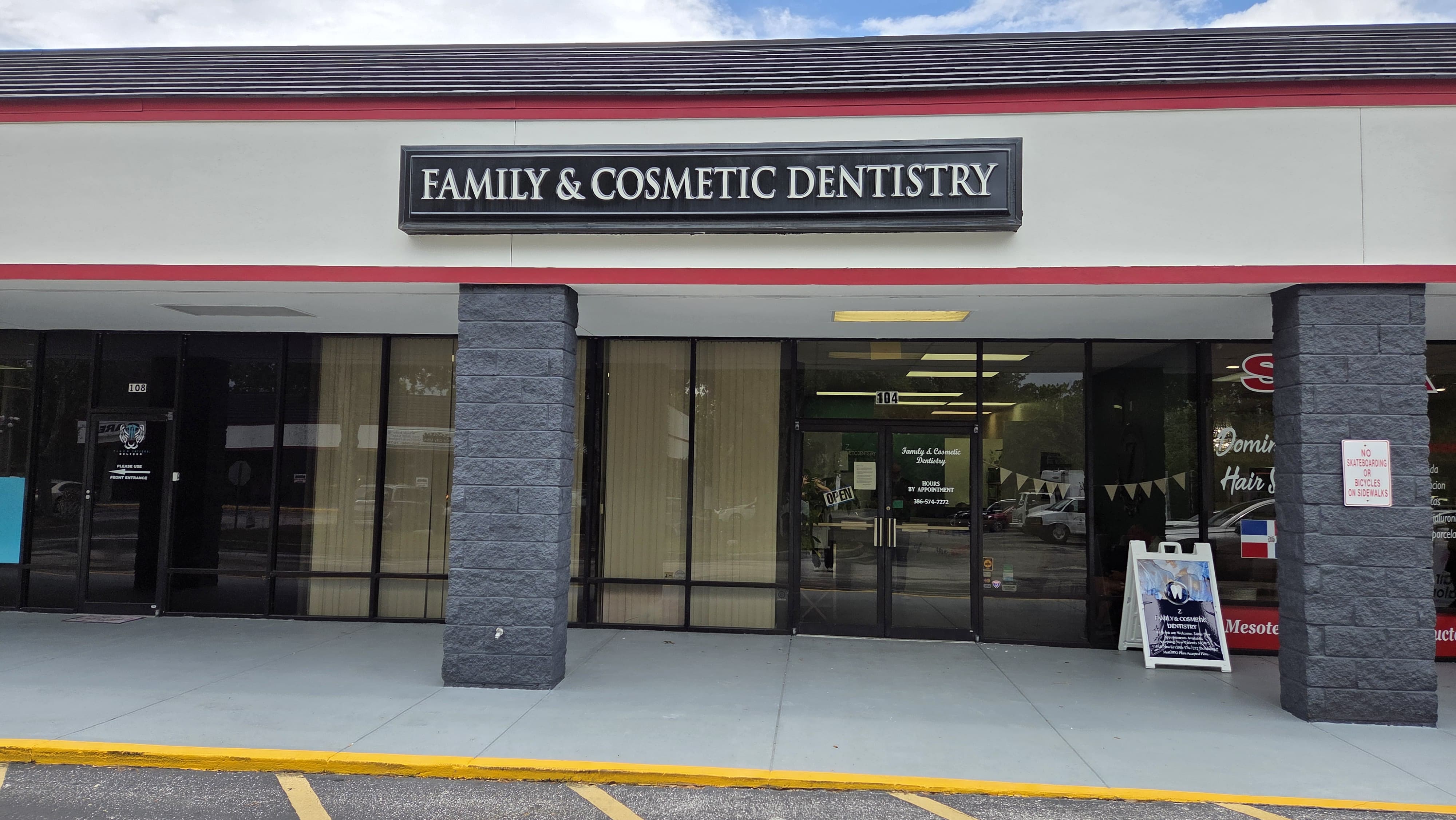 Front of Z Family & Cosmetic Dentistry Clinic